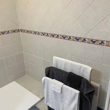 2 Pieces Raphael Renove, Classe 4 Etoiles, 100 M Plages, Piscine, Tennis, Parc, Terrasse, Jardin Privatif Apartamento *