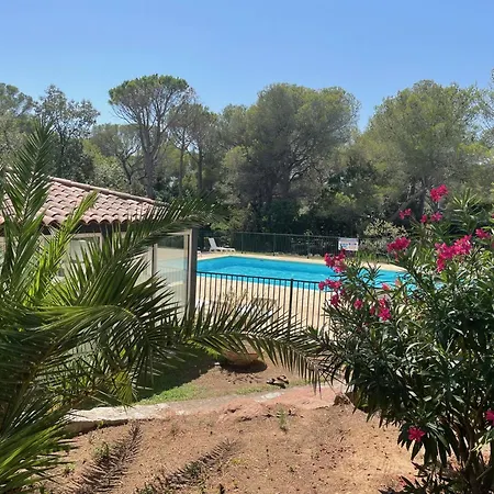 아파트 2 Pieces Raphael Renove, Classe 4 Etoiles, 100 M Plages, Piscine, Tennis, Parc, Terrasse, Jardin Privatif Saint-Raphaël